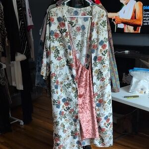 Bailey Blossoms Floral Women's Kimono